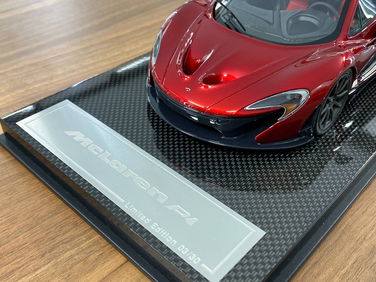 1/18 Resin – Dino McLaren P1 Volcano Red Limited- 30 pcs