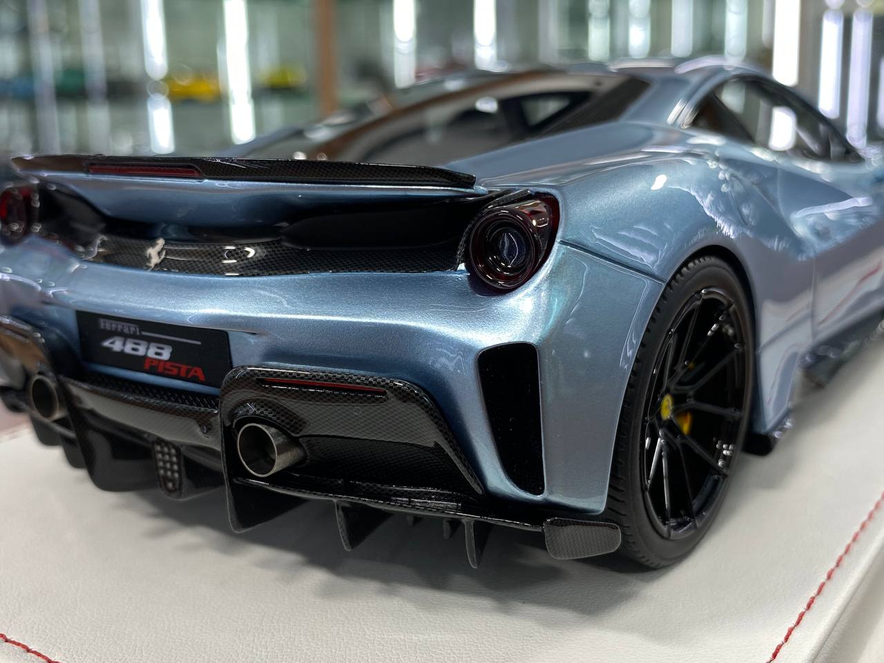 1/18 Resin CE Custom Edition Ferrari 488 Pista Ice Blue Ltd.Edn.30 pcs