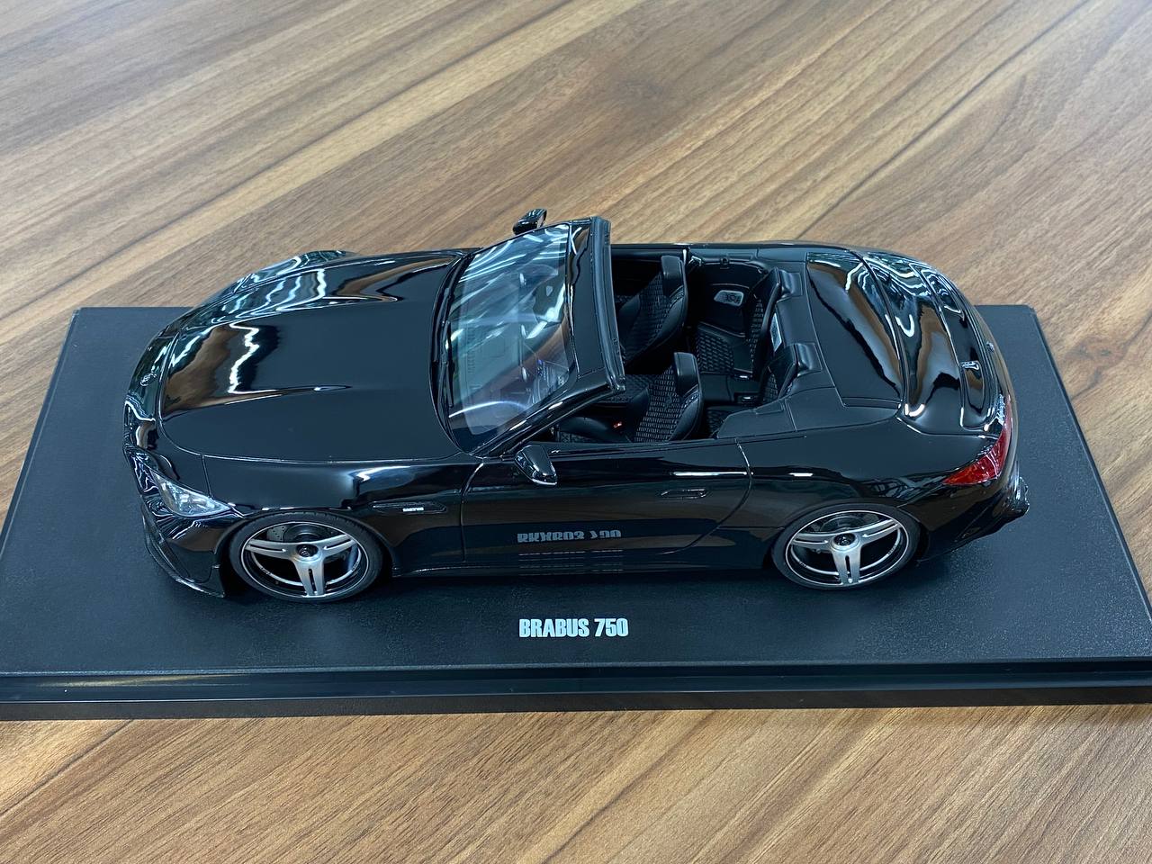 1/18 Resin Model – BRABUS 750 BODO BUSCHMAN EDITION | GT Spirit | Black