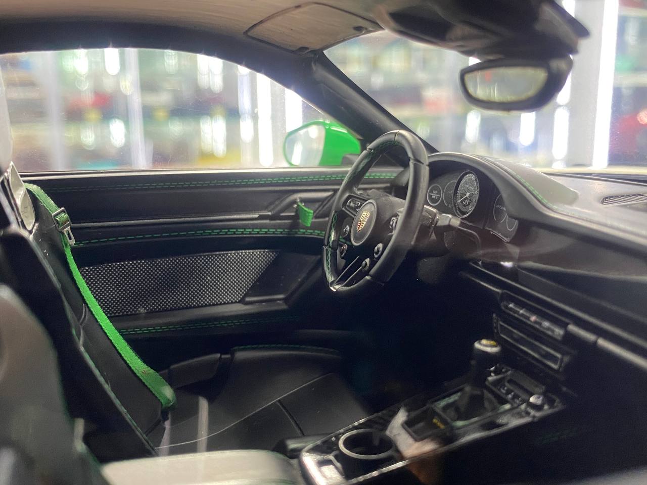 ★ 1/12 GT Spirit Porsche 911 (992) GT3 RS | Off White | Limited Edition 300 pcs