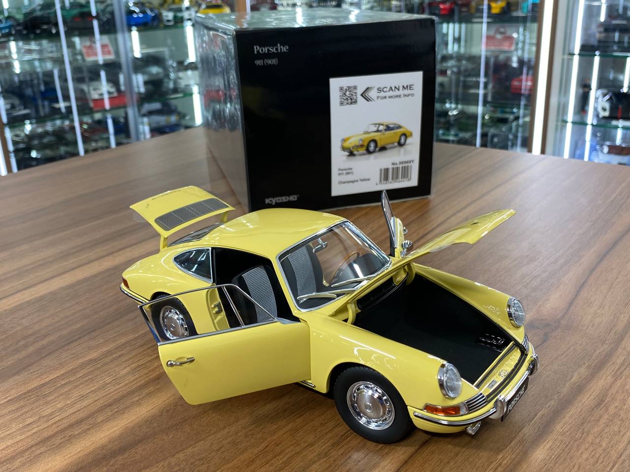 1/18 KYOSHO Porsche 911 (901) Champagne Yellow | Diecast Model with Full Opening