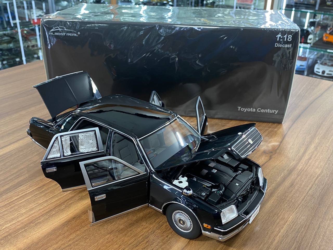 1/18 Diecast Model Toyota Century 1997 Black | Almost Real | Full-Opening