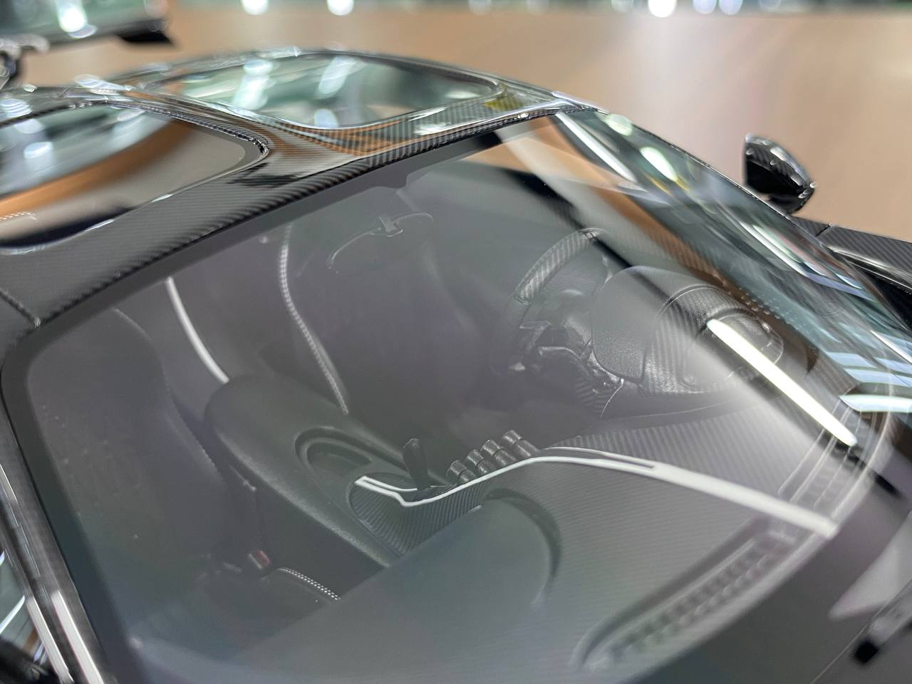 ★ 1:18 H&H Bugatti Chiron Pur Sport – Black Carbon Fiber – Limited Edition of 30