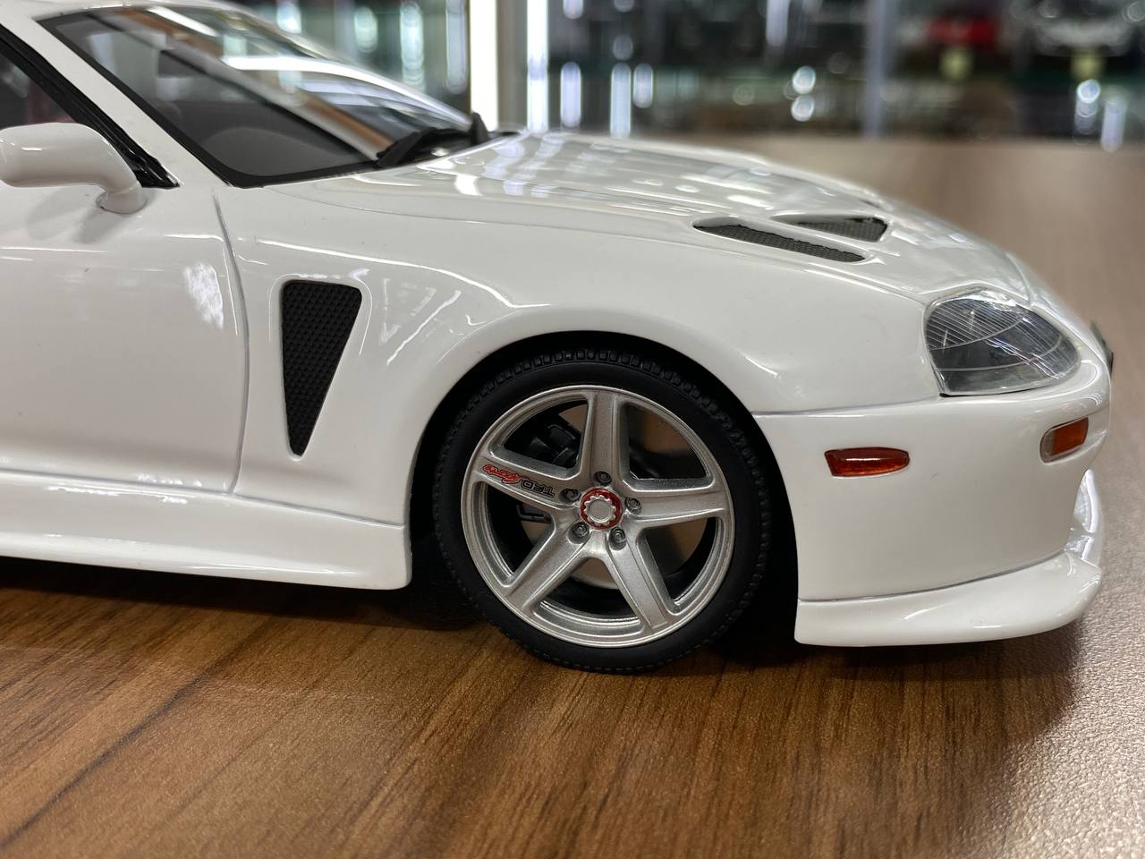 1/18 Resin Toyota Supra 3000 GT TRD white Special No.(33/300) Otto