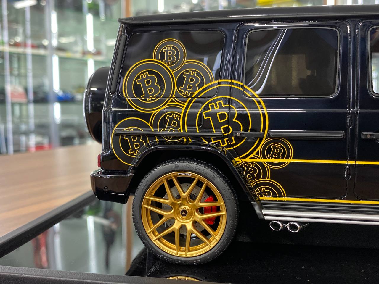 1/18 Bitcoin Mercedes-Benz AMG G-63 Black Model car by MotorHelix