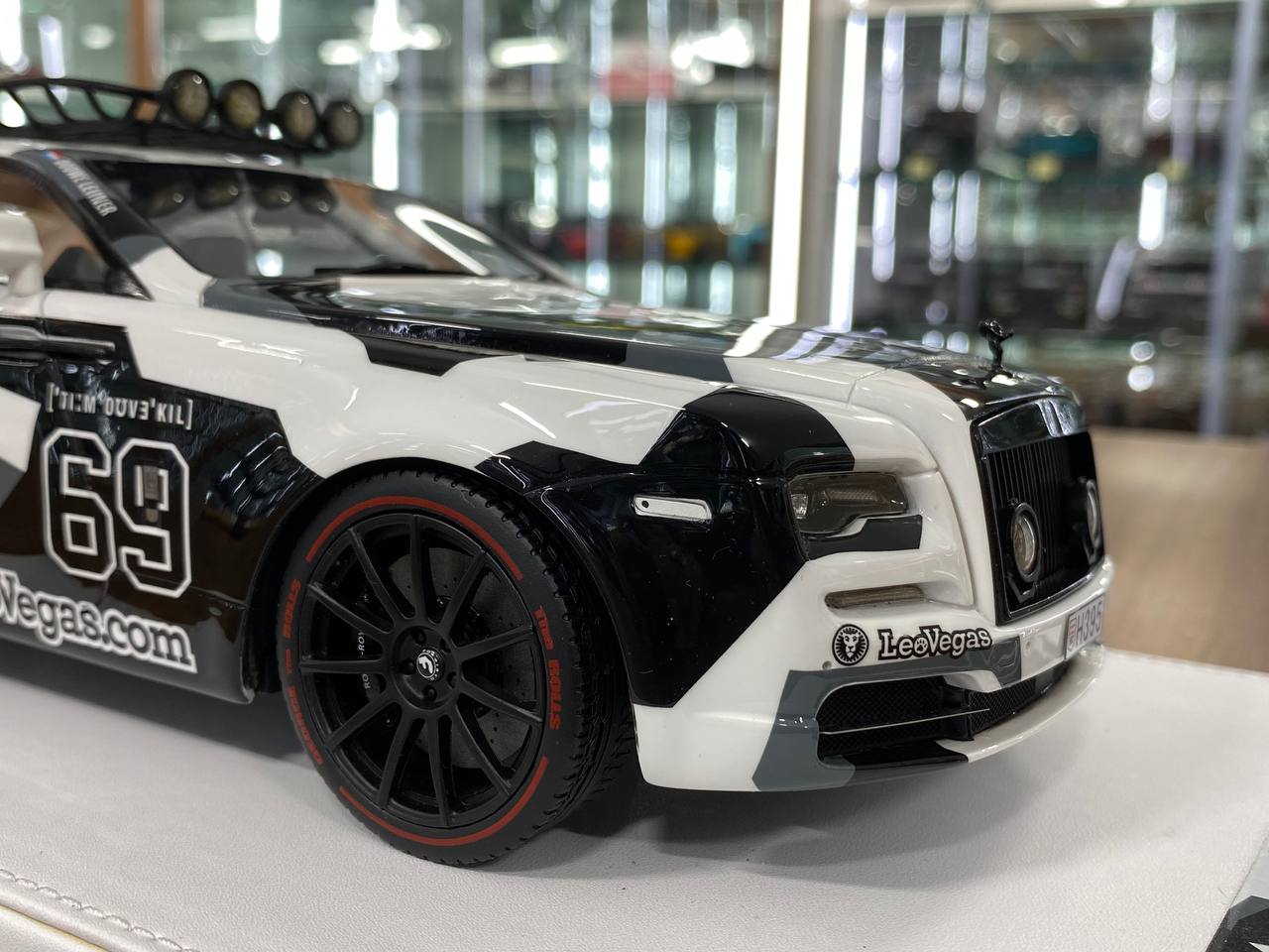 1/18 Resin Rolls-Royce Wraith by VIP Models in Camo Limited Edition - 50 pcs