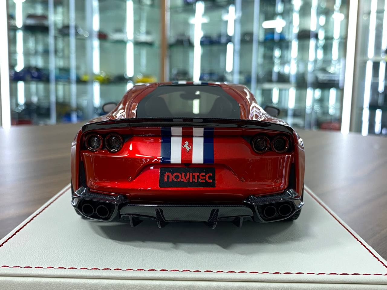 1:18 Resin Model – Davis & Giovanni Ferrari 812 Superfast Candy Red / French Line 23 – Limited 1 of 1