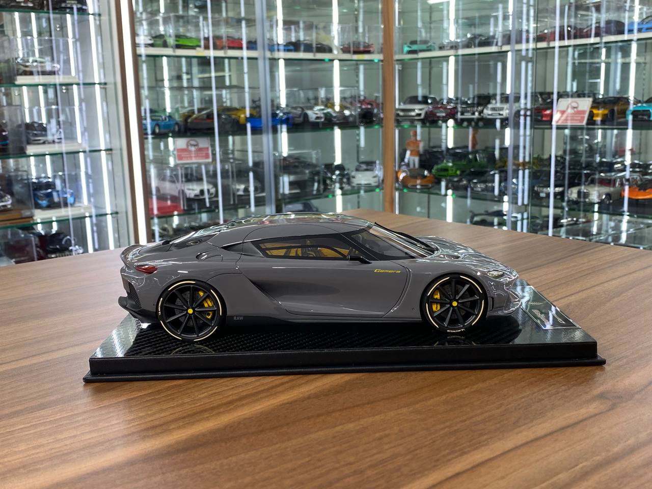 1/18 Resin Fronti ArtKoenigsegg Gemera Iron Grey Limited Edition 399 pcs