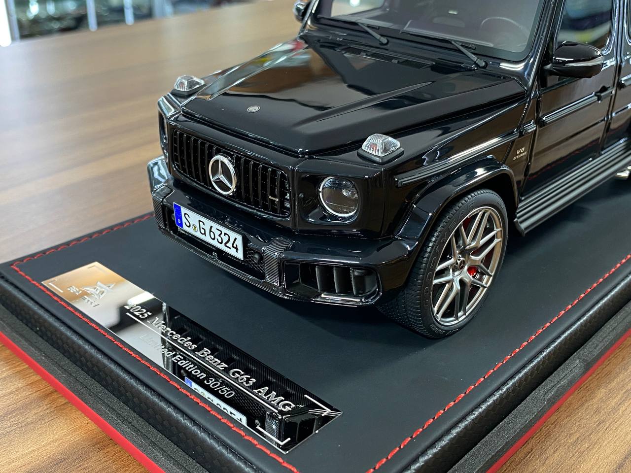 1/18 Resin BBA Models Mercedes Benz G 63 2025 Black Limited 50 pcs
