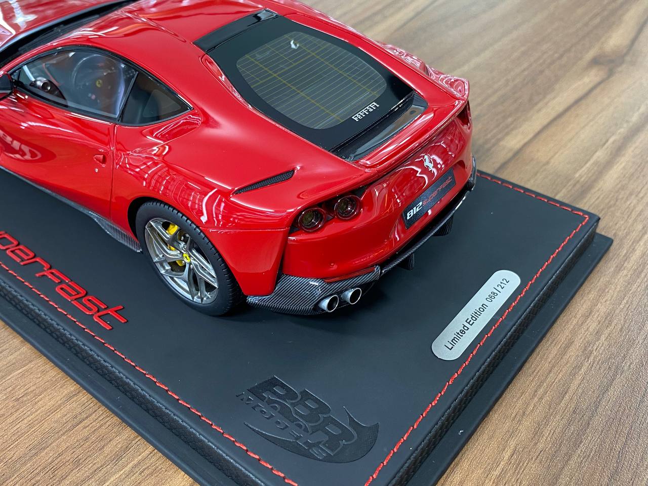 1/18 BBR Models Ferrari 812 Superfast (2017) - Rosso Corsa 322 (Limited 212 pcs)