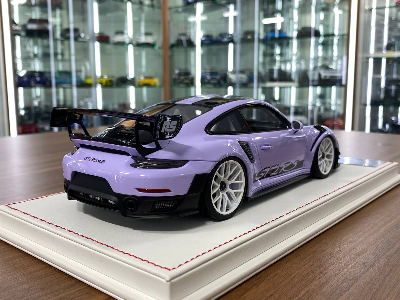1:18 Resin Model (Not Opening) – Davis & Giovanni Porsche 911 GT3 RS MR Light Purple / Carbon – Limited 1 of 1