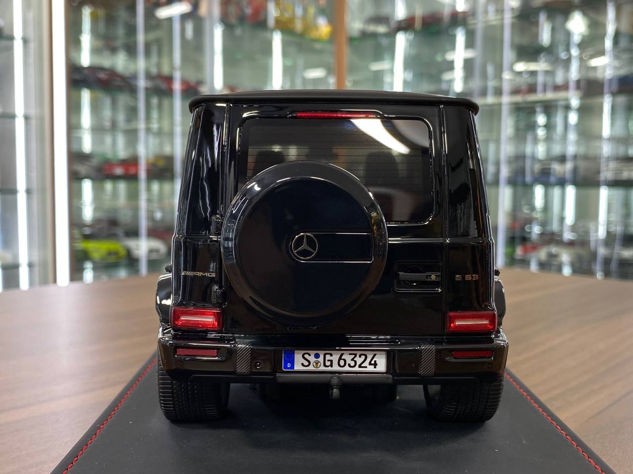1/18 Resin BBA Models Mercedes Benz G 63 2025 Black Limited 50 pcs