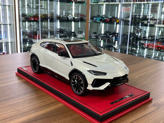 1/18 Resin MR Collection Models Lamborghini URUS S Limited 3 pcs White Chameleon