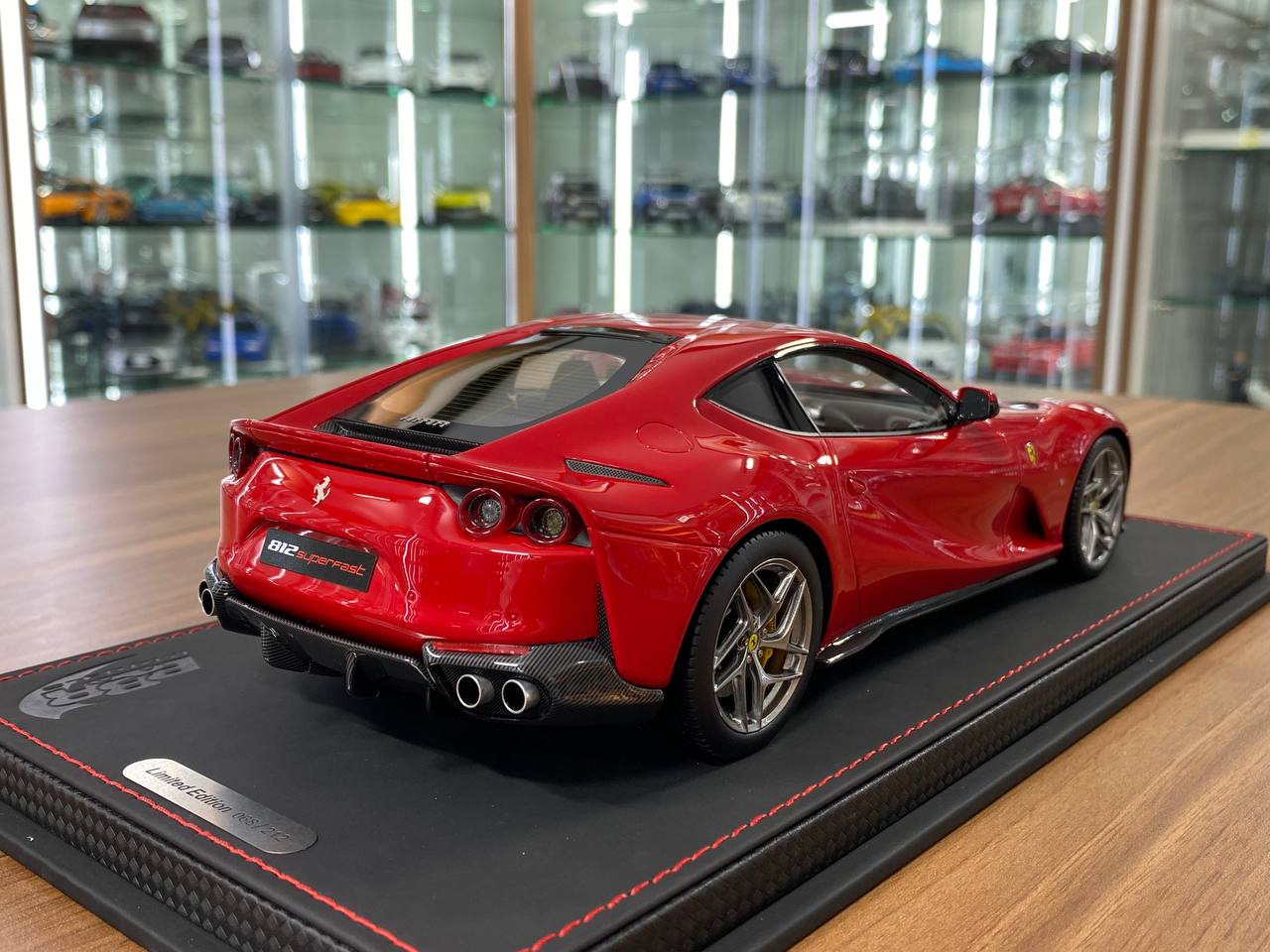 1/18 BBR Models Ferrari 812 Superfast (2017) - Rosso Corsa 322 (Limited 212 pcs)