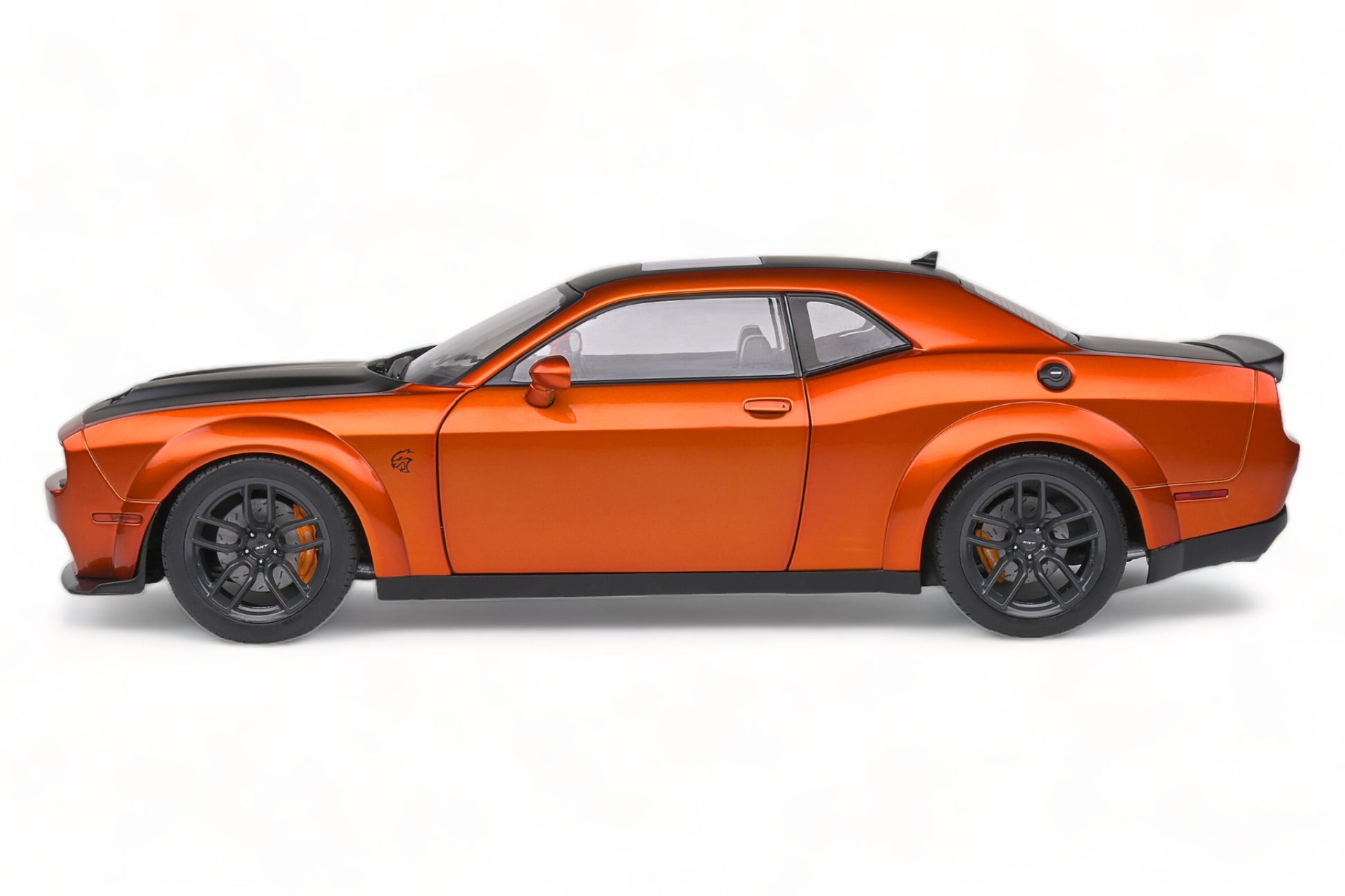 1/18 Diecast Dodge Challenger SRT Hellcat RedEye Orange Solido Model Car