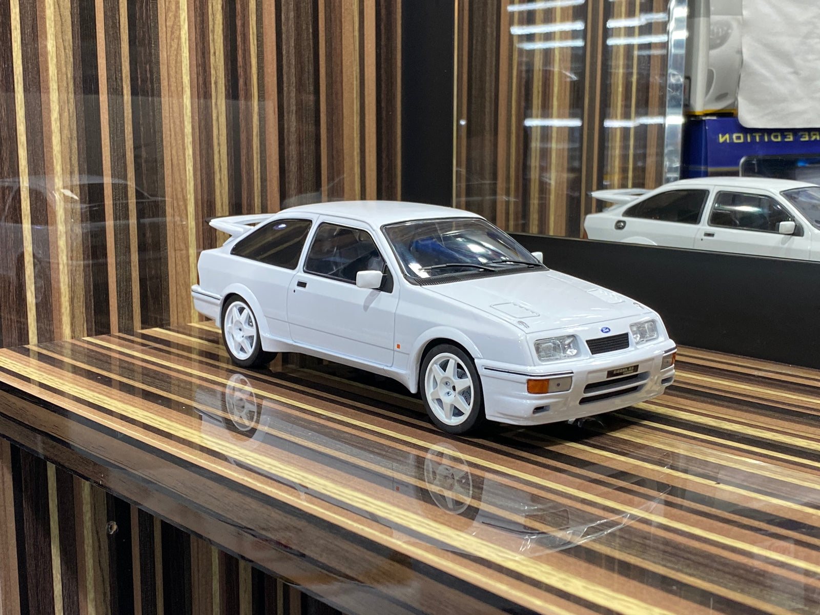Diecast model cars Ford Sierra Cosworth RS 1/43 Autoart Cosworth RS Cosworth 500 Gr.A No.1 Texaco TWEM 1987 Diecast model cars Ford Sierra Cosworth RS 1/43 Autoart Cosworth RS Cosworth 500 Gr.A No.1 Texaco TWEM 1987