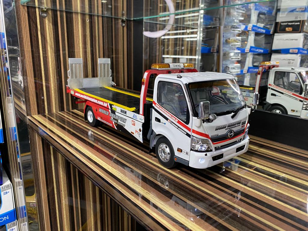 Hino 300 World Champion Flatbed Tow Truck TINY