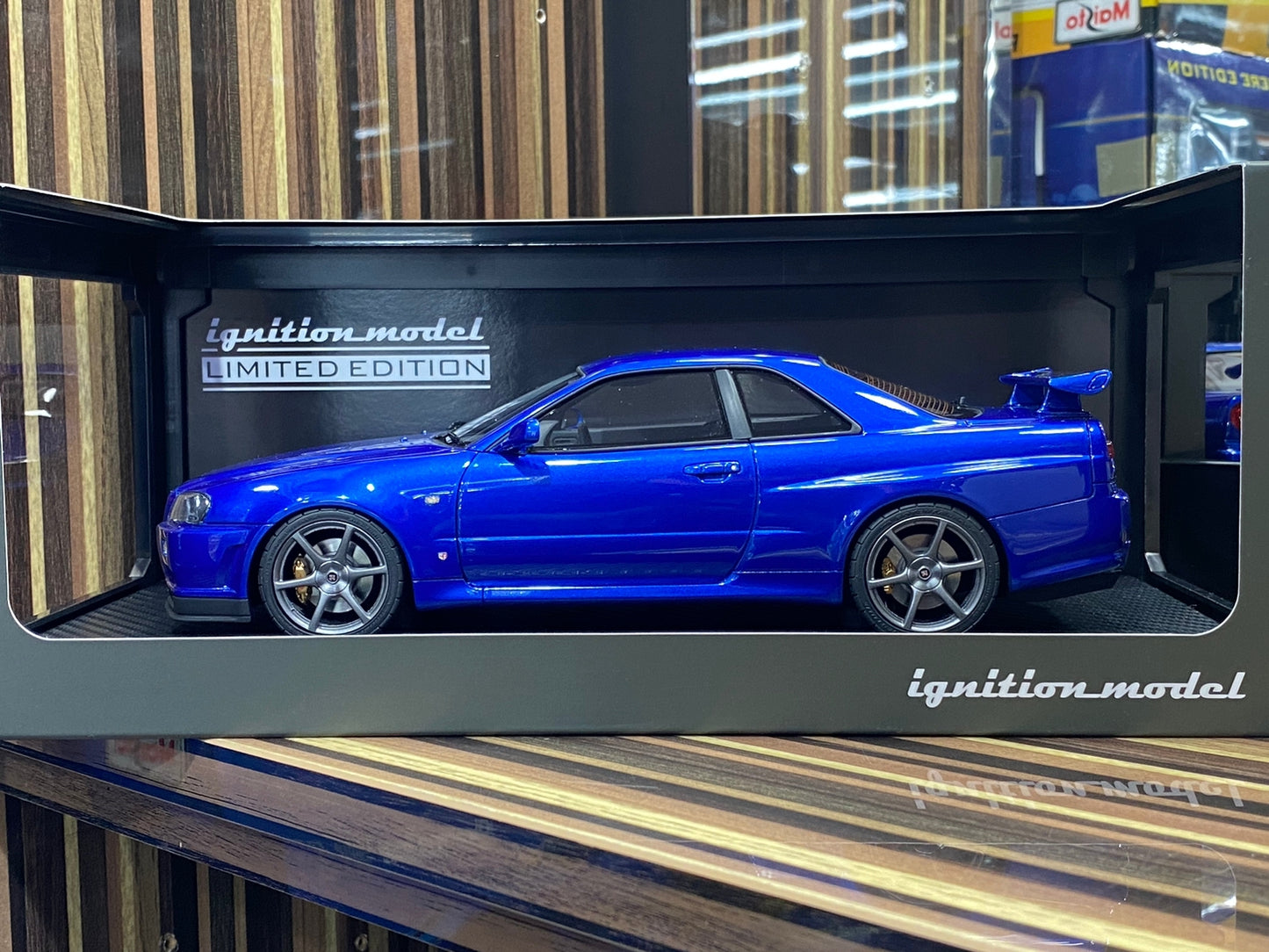 Nissan Skyline GT-R R34 2Doors 1/18 Diecast car by Ignition model