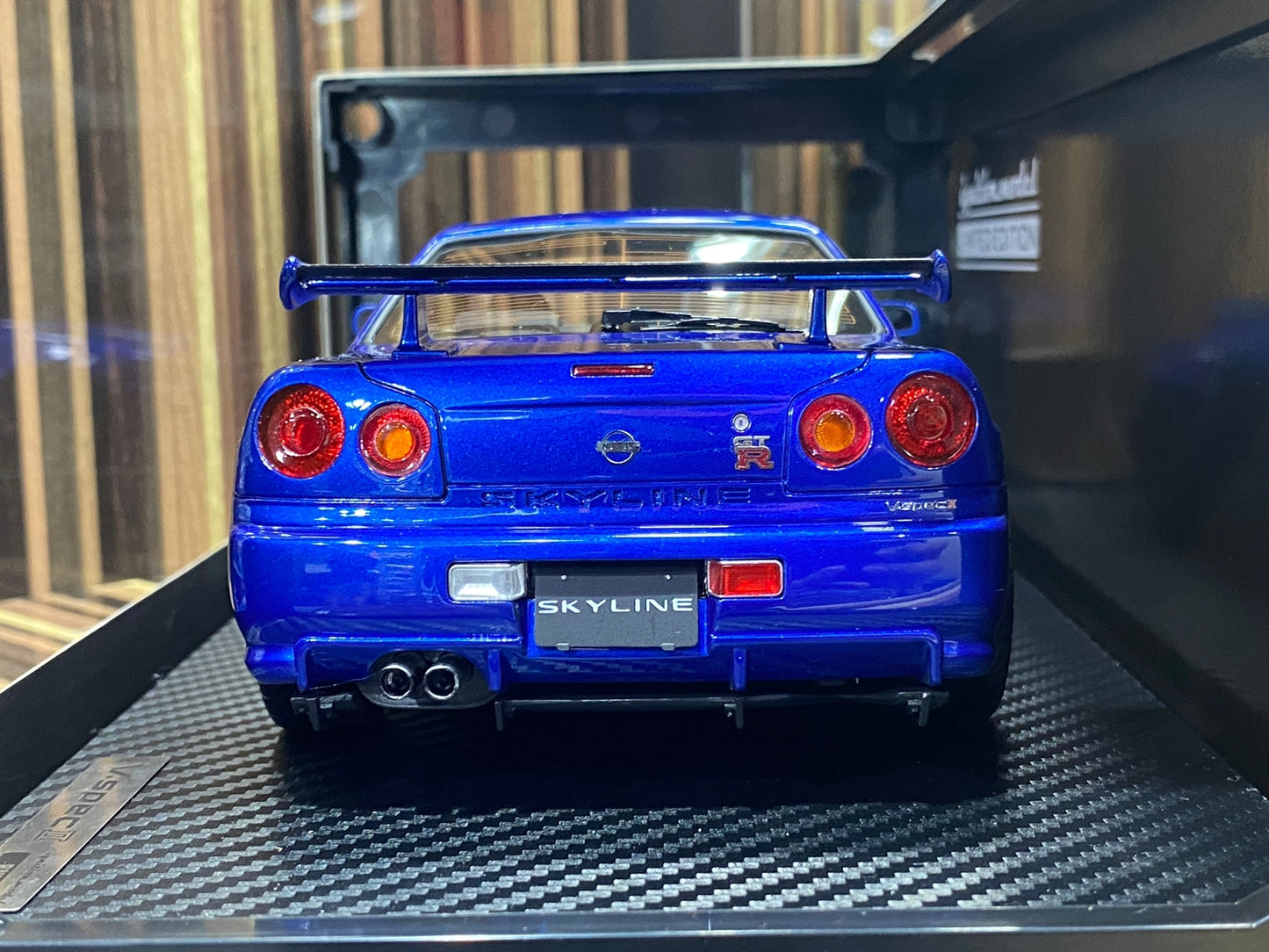 Nissan Skyline GT-R R34 2Doors 1/18 Diecast car by Ignition model