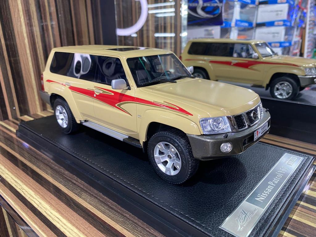1/18 Diecast Nissan Patrol Safari Y61 IVY Models Scale Model Car