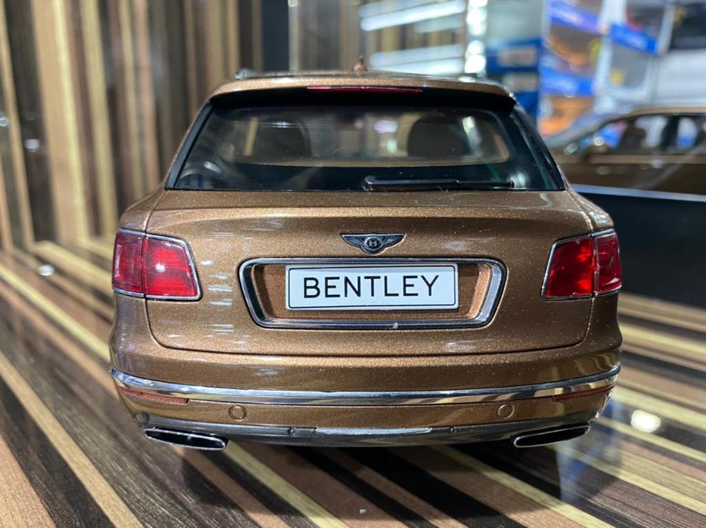 1/18 Diecast Bentley Bentayga Bronze Kyosho Scale Model Car