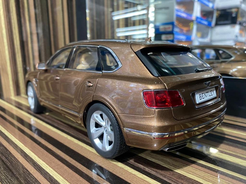 1/18 Diecast Bentley Bentayga Bronze Kyosho Scale Model Car