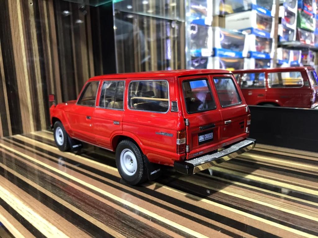 1/18 Diecast Toyota Land Cruiser 60 Red Kyosho Scale Model Car