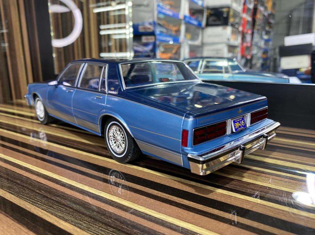 1/18 Resin Chevrolet Caprice Blue Model Car by MCG