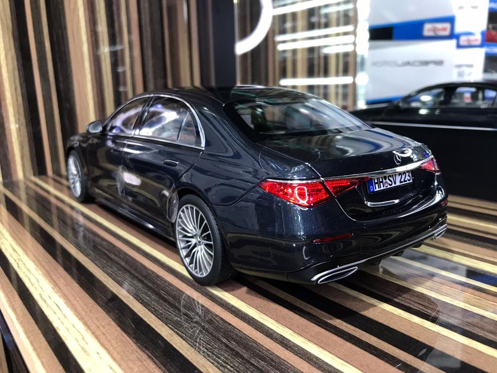 1/18 Diecast Mercedes-Benz S-Class AMG Line Black Norev Scale Model Car