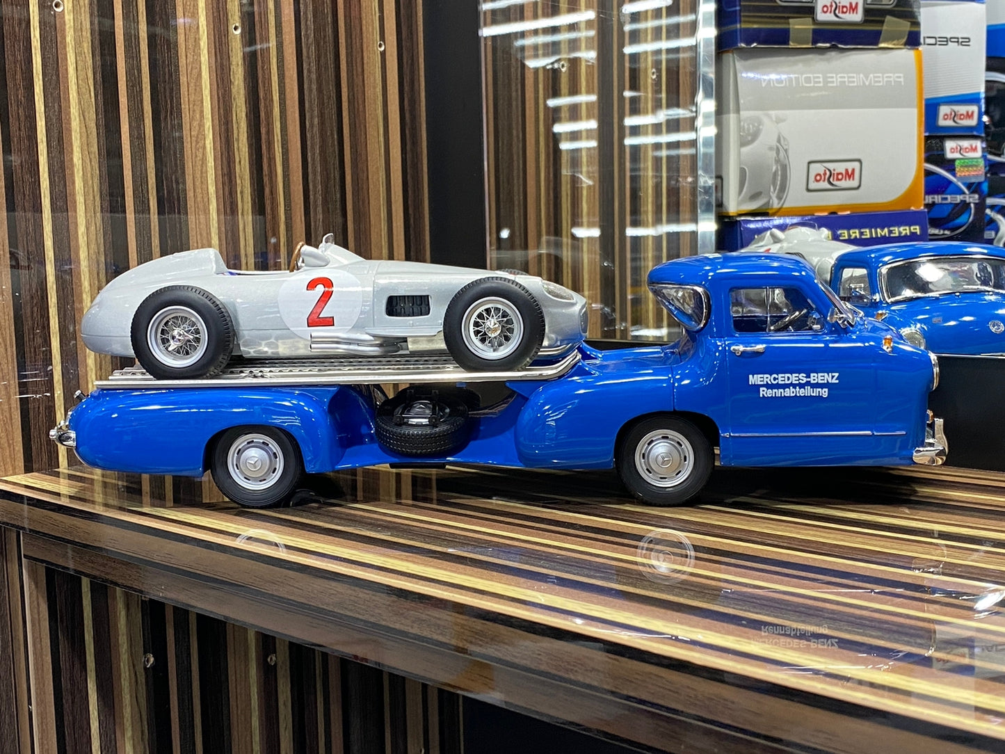 Mercedes-Benz W21 Das Blaue Wunder 1/18 by Werk91