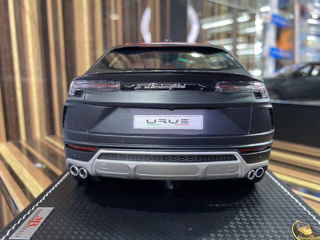 Lamborghini Urus MR