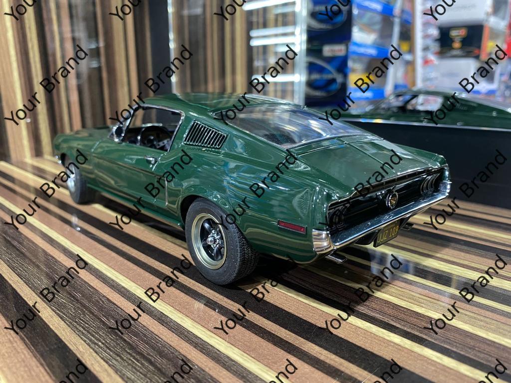 Ford Mustang AUTOart