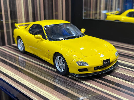 1/18 Resin Mazda RX-7 Yellow Model Car by Otto