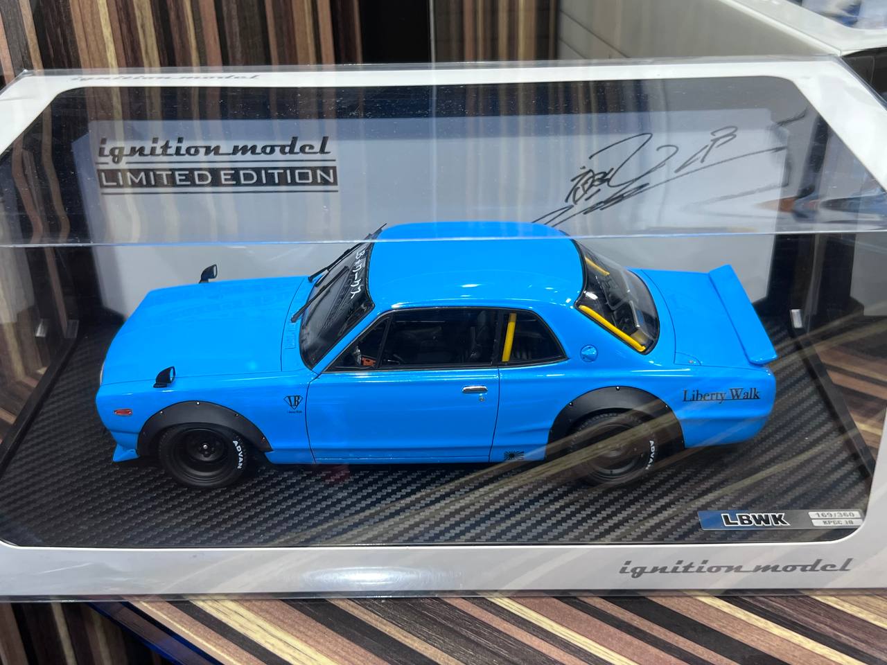 1/18 Diecast Nissan GT2000 Liberty Walk Blue Ignition Model Miniature Car