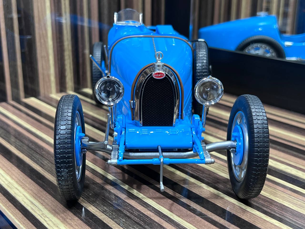 1/18 Diecast Bugatti T35 Blue Norev Scale Model Car