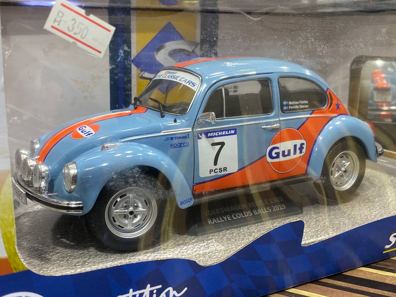 1/18 Diecast Volkswagen Beetle 1303 Blue Solido Model Car