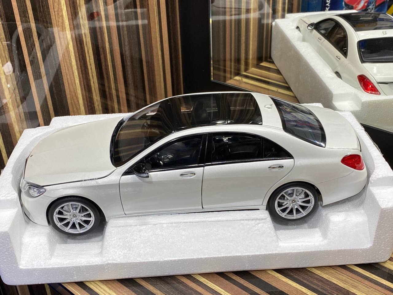 1/18 Diecast Mercedes-Benz S-Class AMG Line 2018 White Norev Scale Model Car