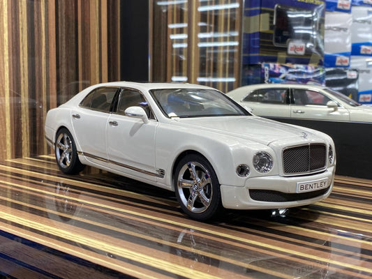 1/18 Diecast Bentley Mulsanne Speed White Kyosho Scale Model Car