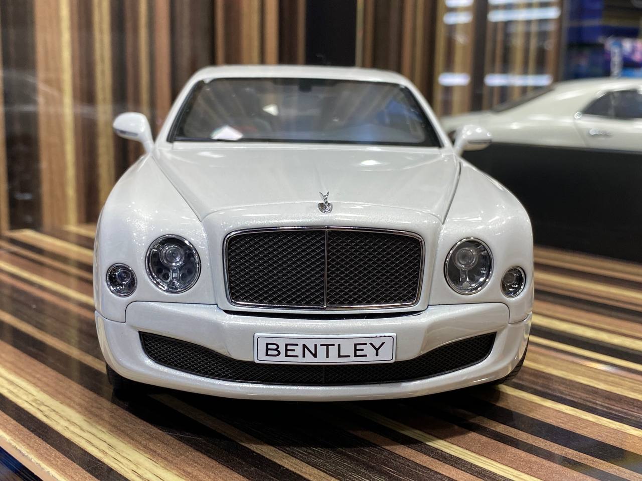 1/18 Diecast Bentley Mulsanne Speed White Kyosho Scale Model Car