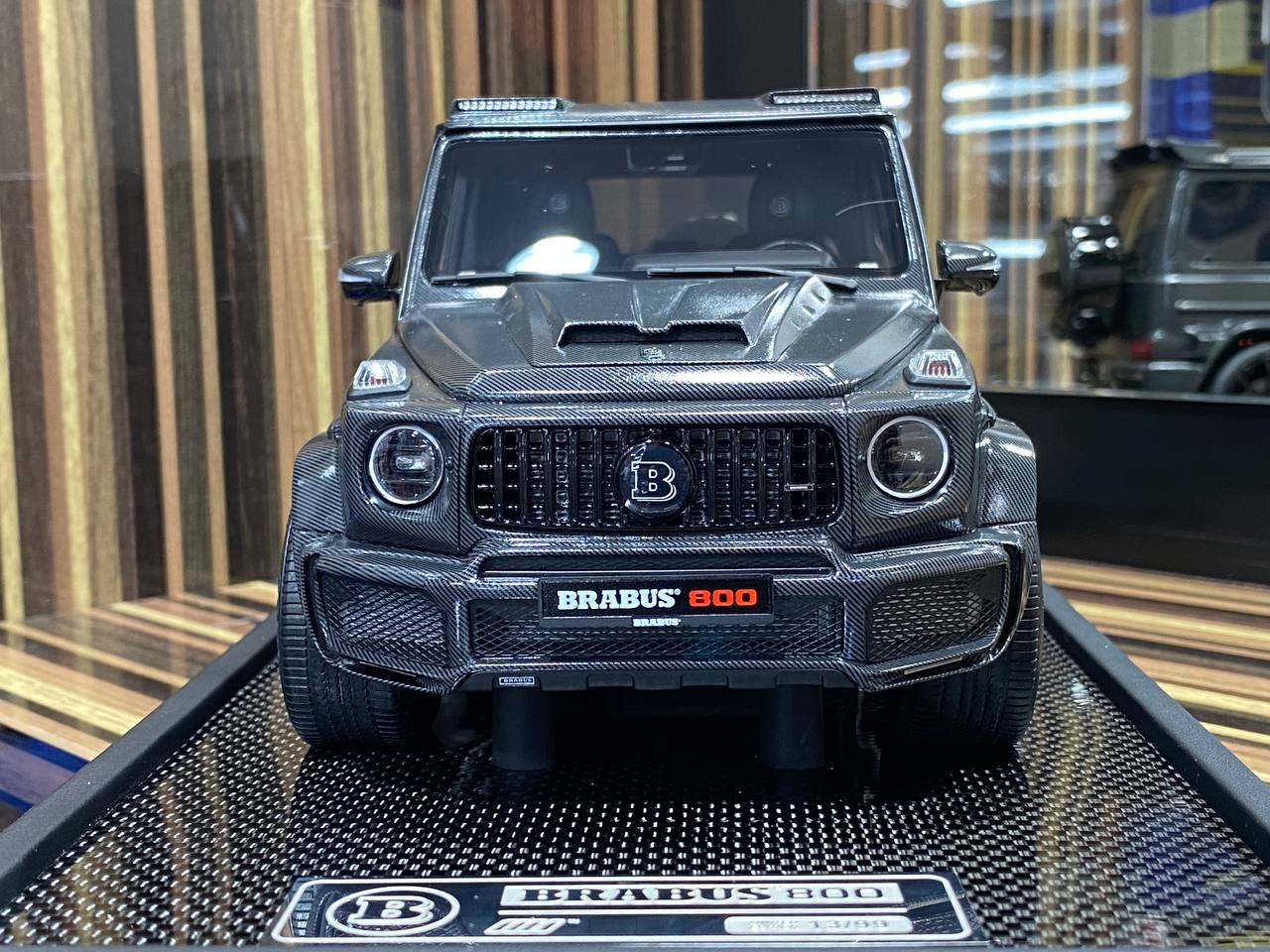 1/18 Resin Mercedes-Benz Brabus 800 Carbon Model Car by Motorhelix