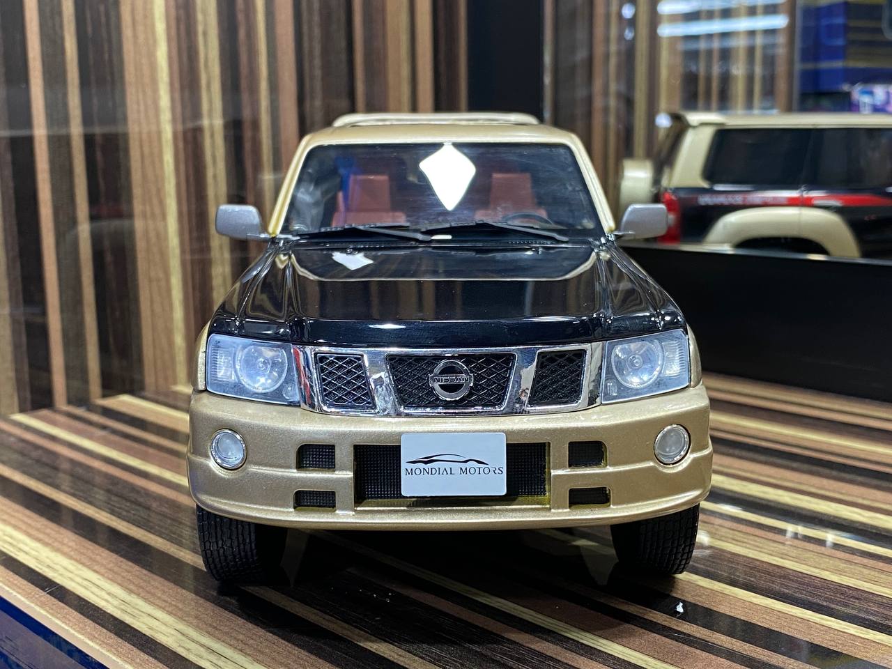 1/18 Diecast Nissan Patrol Super Safari IVY Models Scale Model Car