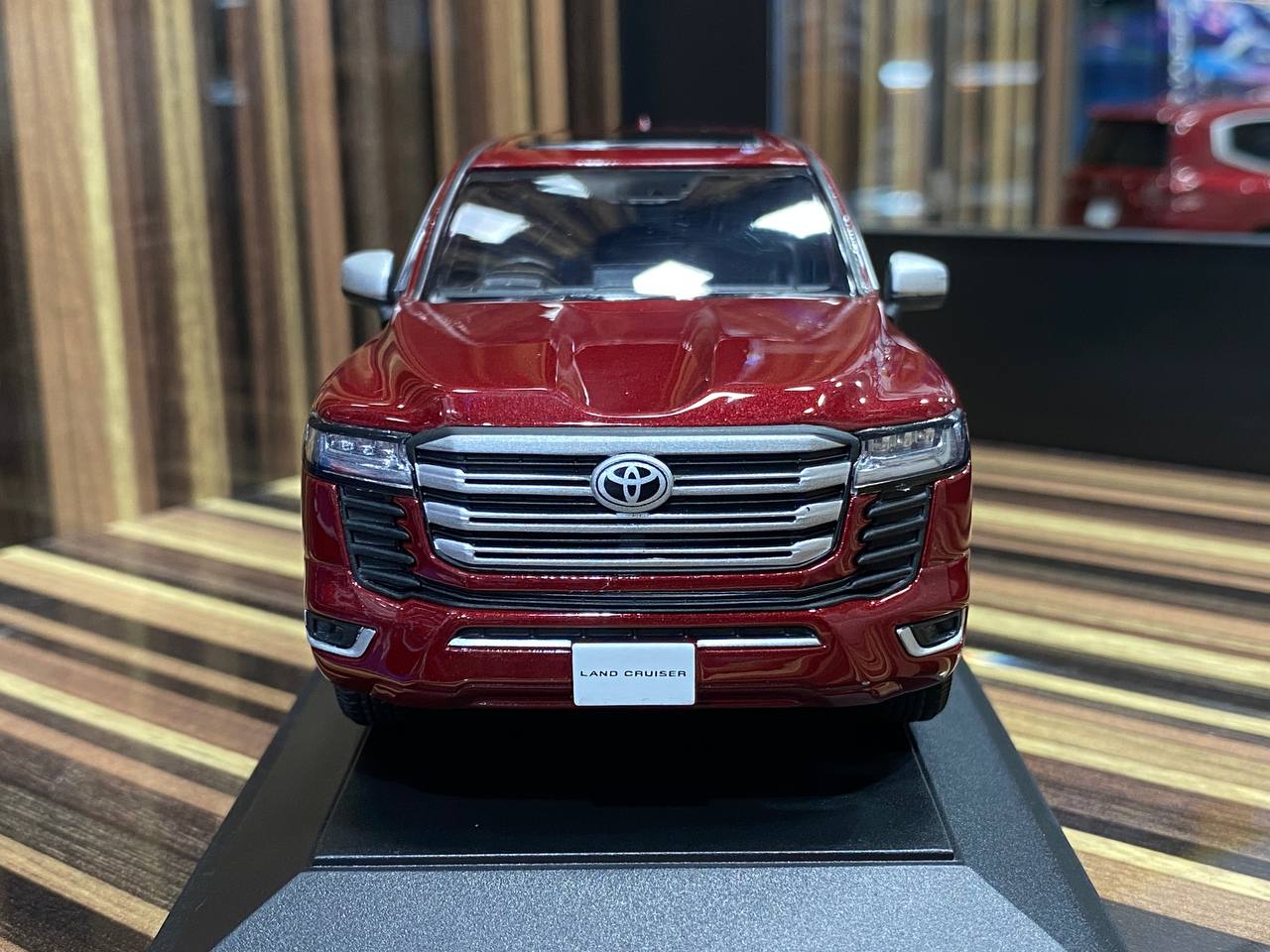 Toyota Land Cruiser 300