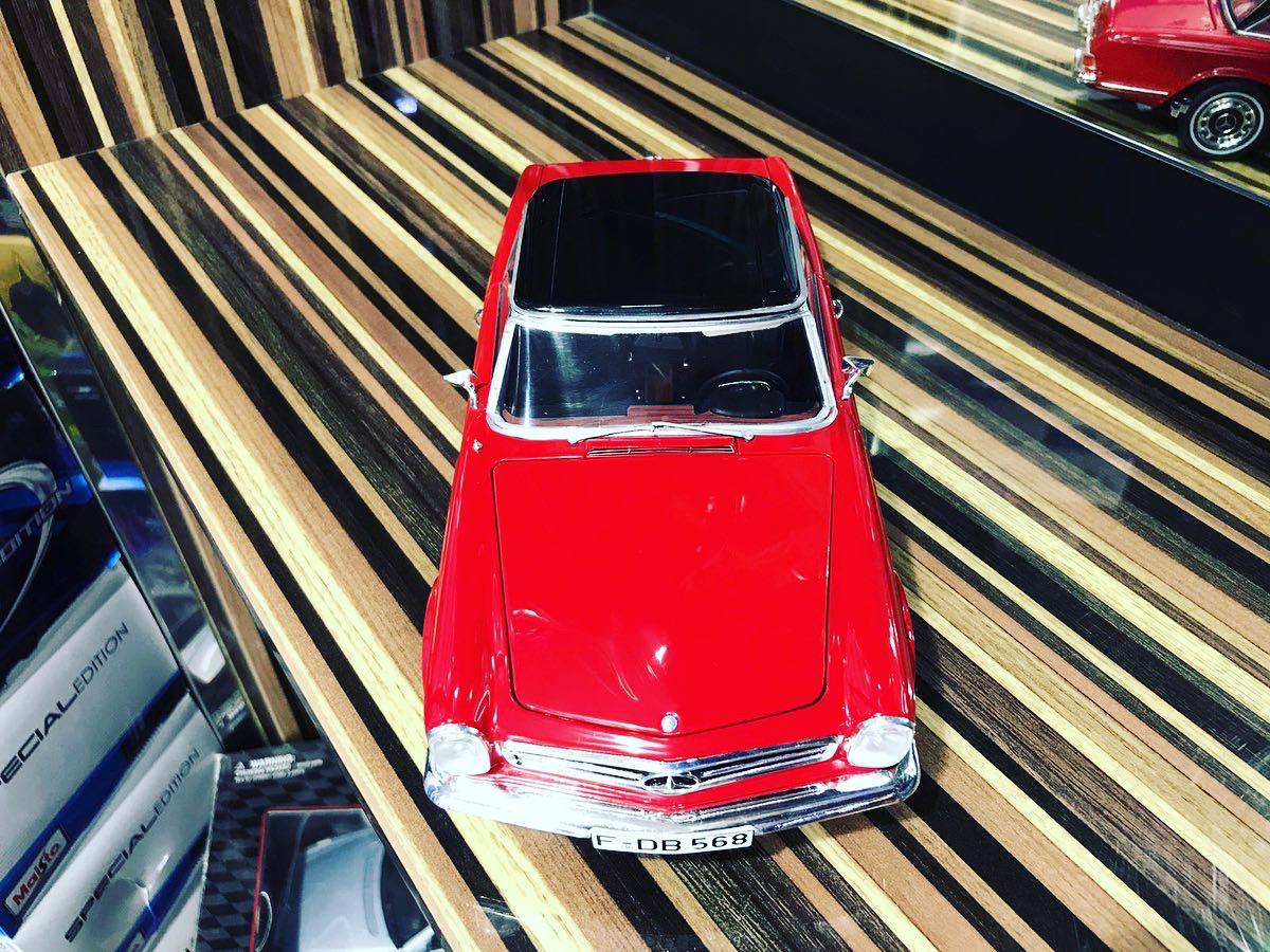 Mercedes-Benz 280SL Schuco