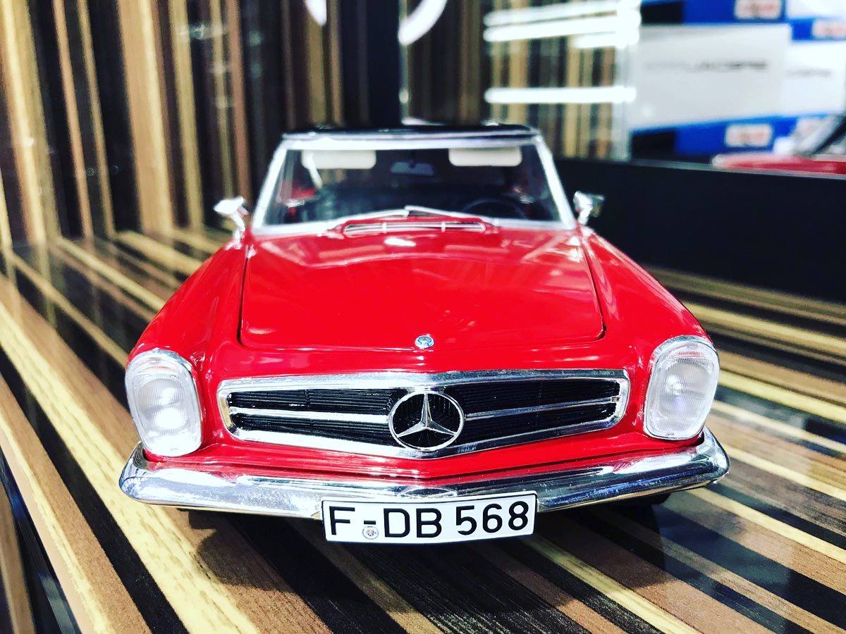 Mercedes-Benz 280SL Schuco