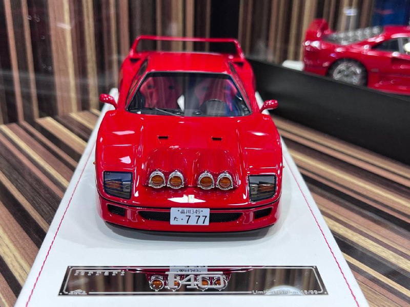 1/18 Ferrari F40 Red Model Car by VIP Models