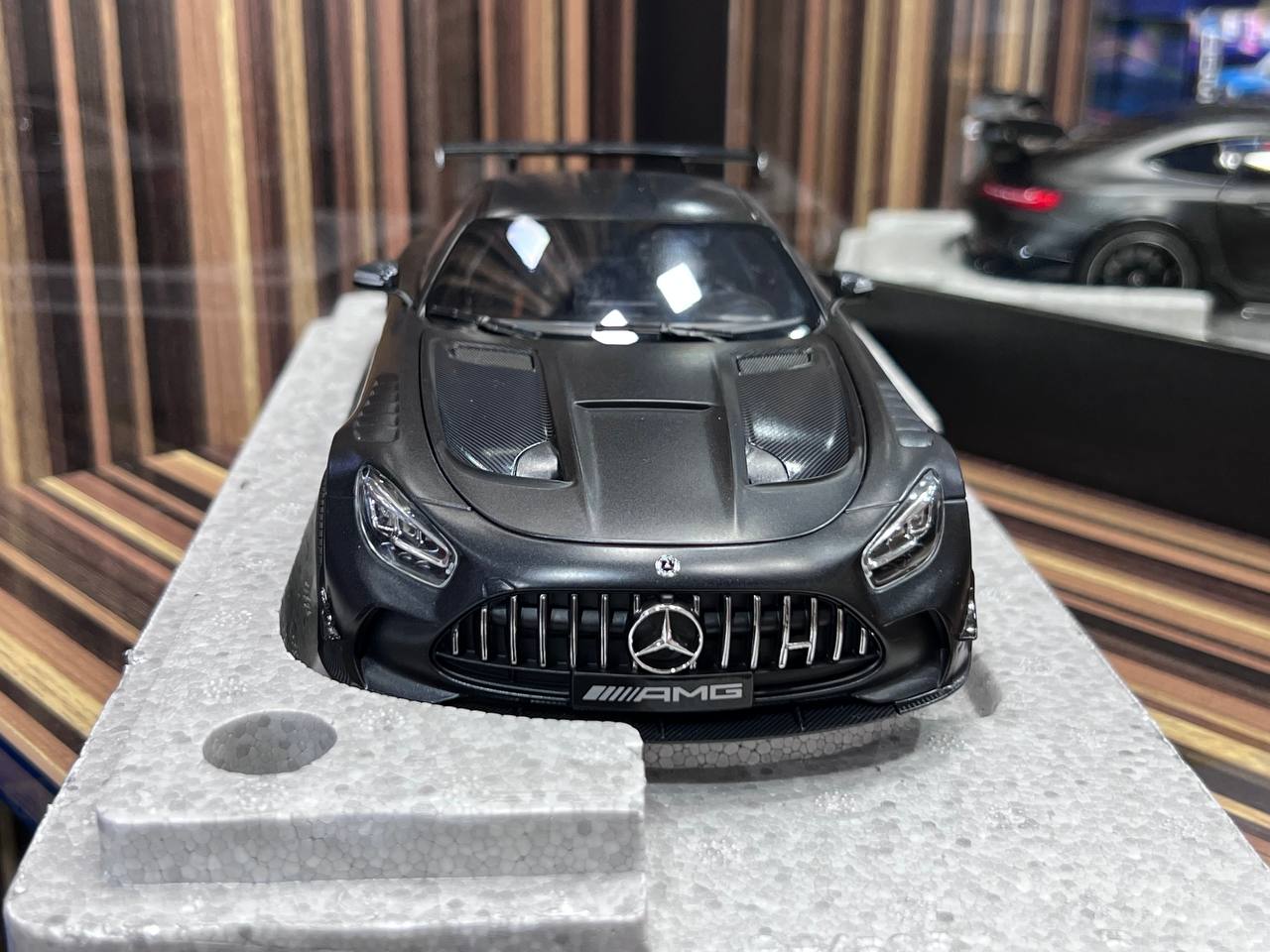 1/18 Diecast Mercedes-Benz GT Black Series Black Norev Scale Model Car