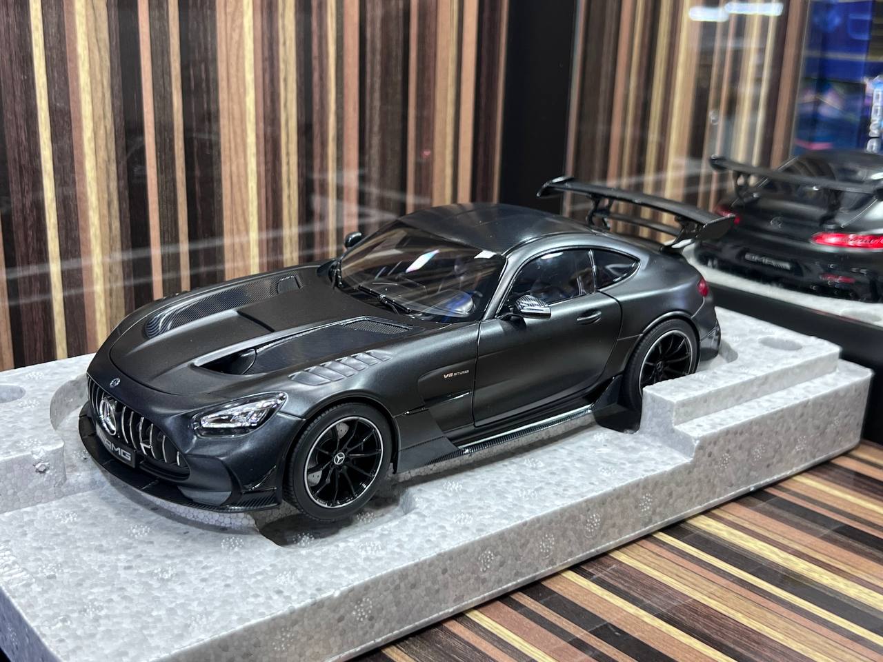 1/18 Diecast Mercedes-Benz GT Black Series Black Norev Scale Model Car