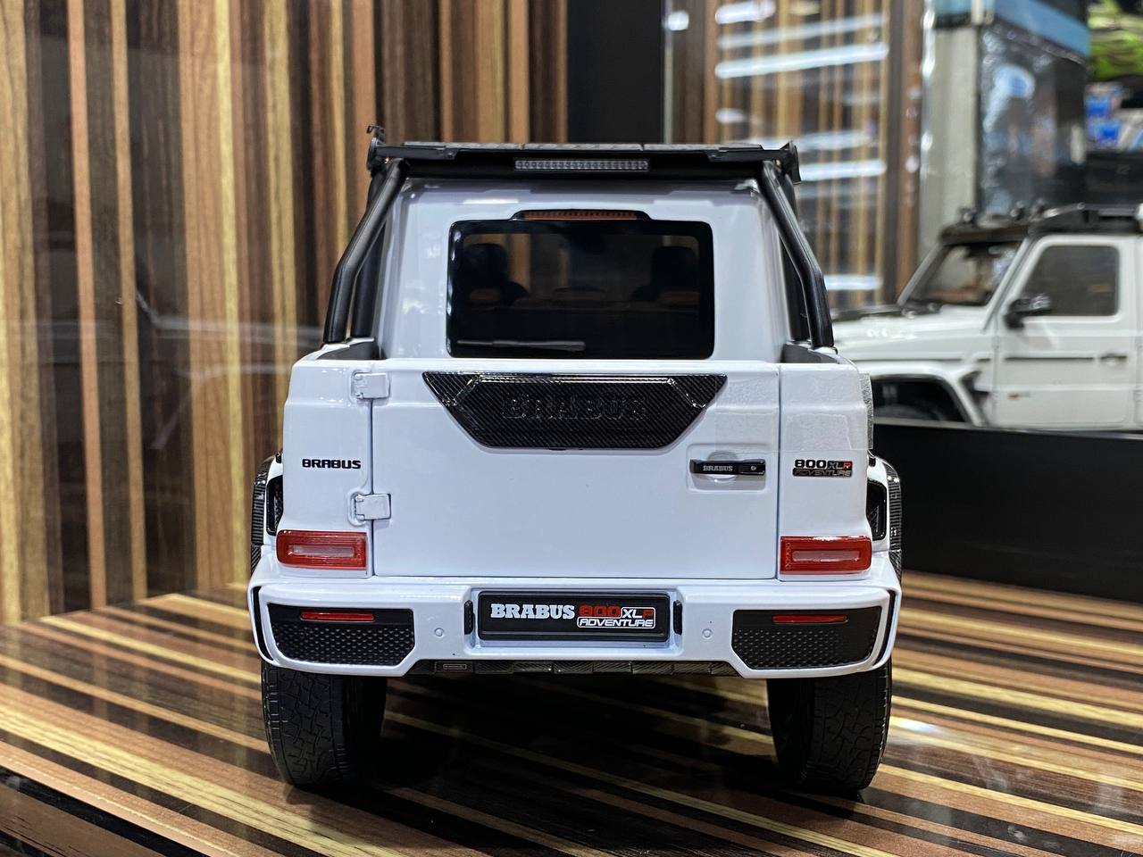 1/18 Diecast Mercedes-Benz G-Class Brabus 800 Adventure XLP Almost Real Scale Model Car