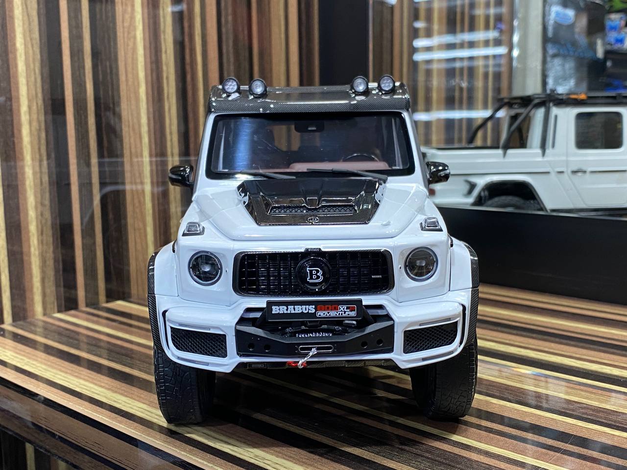 1/18 Diecast Mercedes-Benz G-Class Brabus 800 Adventure XLP Almost Real Scale Model Car