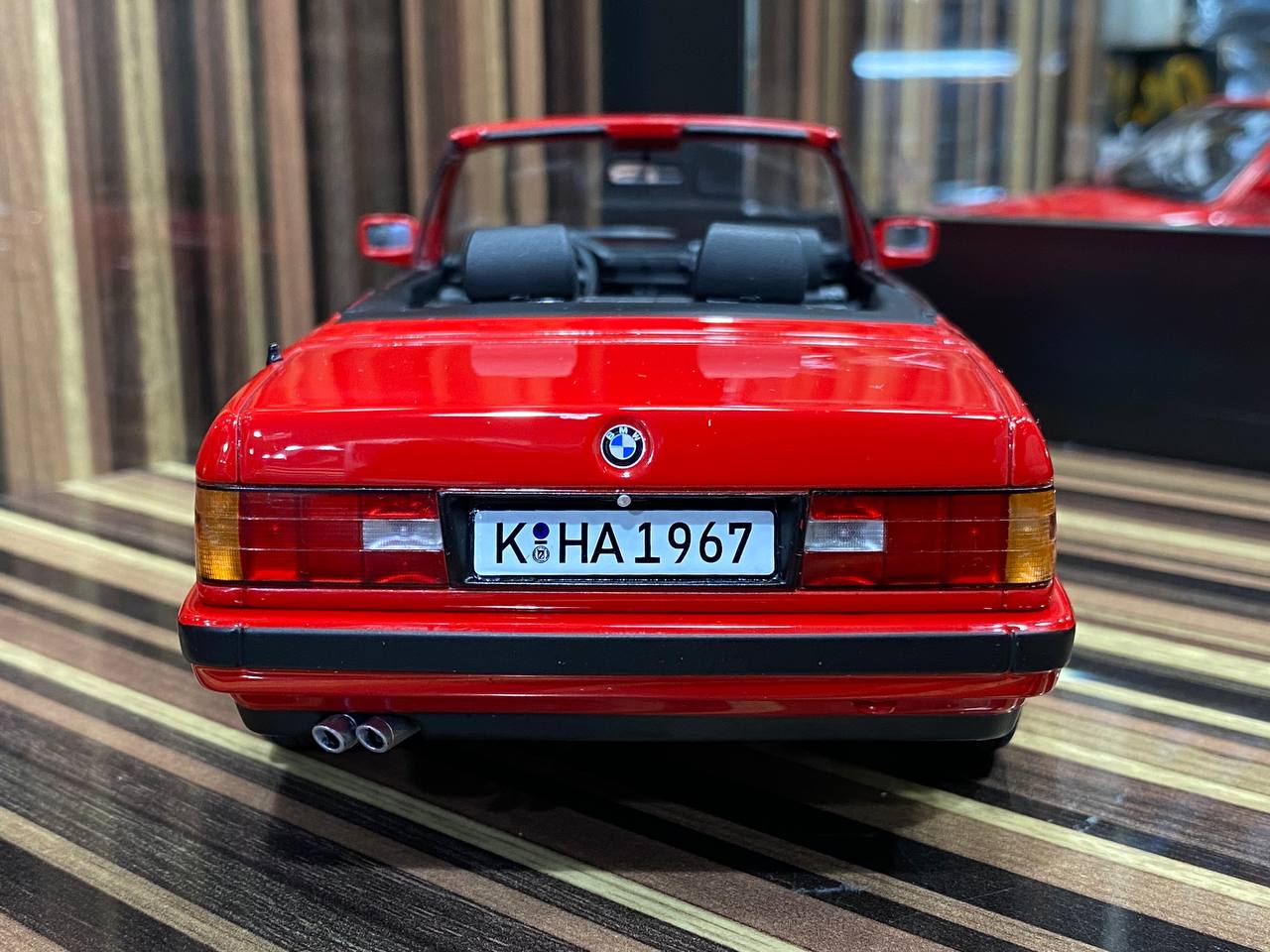1/18 Diecast BMW 318i Cabriolet Red Norev Scale Model Car